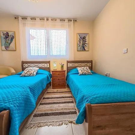 Nissi Pool View Free Wifi *