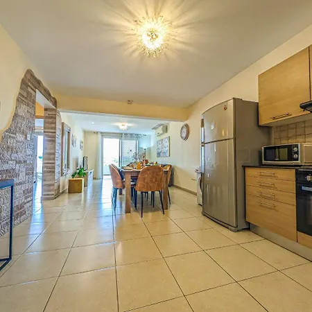 Apartment Nissi Pool View Free Wifi