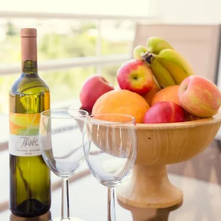 Nissi Pool View Free Wifi شقة أيا نابا