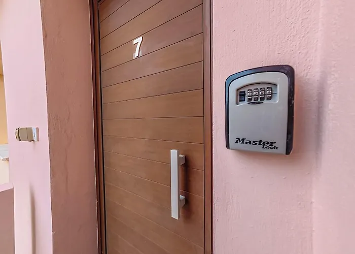 Nissi Pool View Free Wifi Daire *