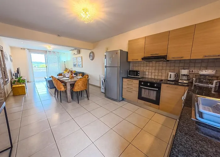 Nissi Pool View Free Wifi *